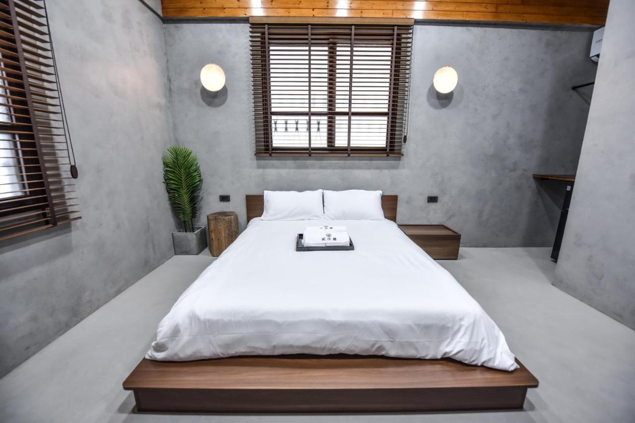 Eryang Homestay Тайнань Экстерьер фото