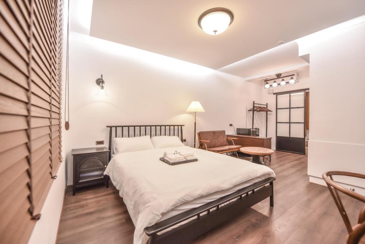 Eryang Homestay Тайнань Экстерьер фото
